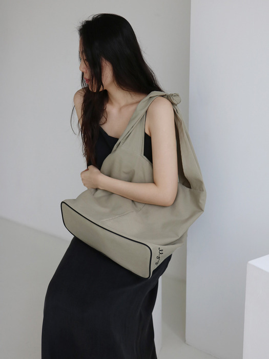 bass bag _khaki beige