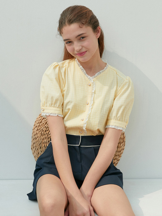 AMR1079 Striped lace line blouse (yellow)
