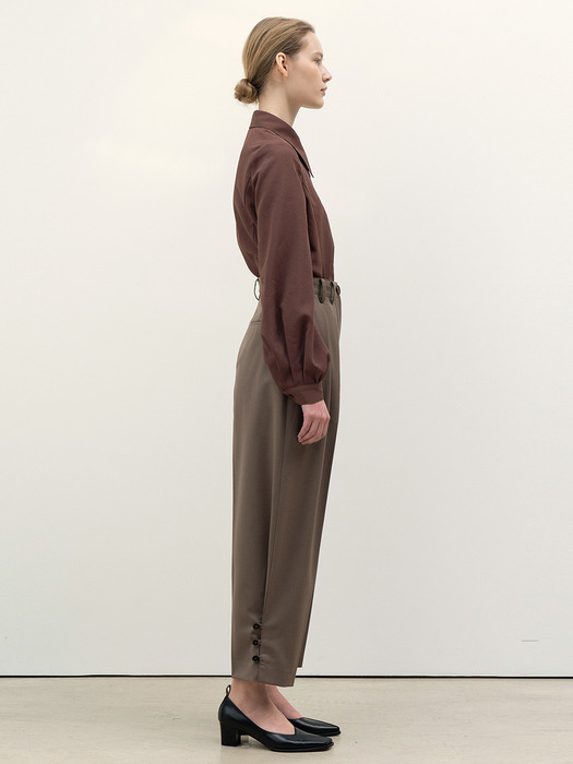 FW20 Rounded Pleats Pants Wood-Brown