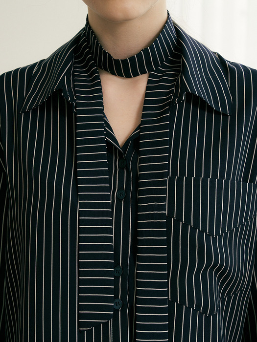 monts 1264 scarf stripe blouse (navy)