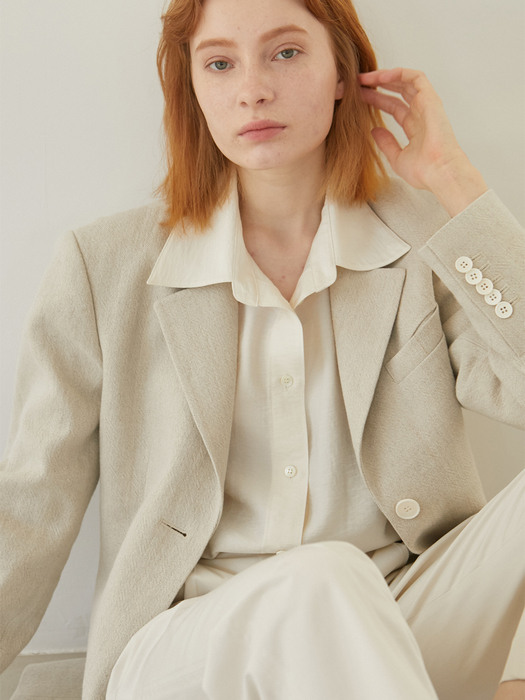 ONE BUTTON BELTED JACKET / IVORY