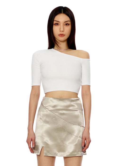 C NECKLACE LAYERED CUTTING TOP_WHITE