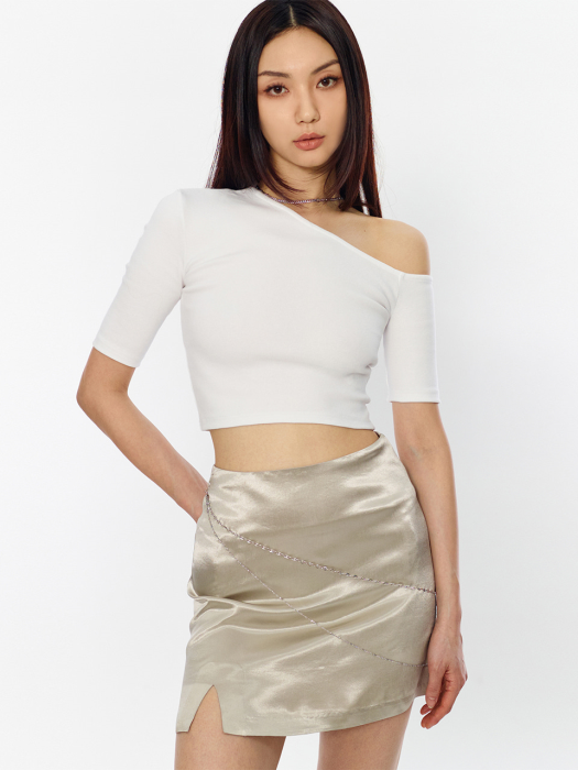 C NECKLACE LAYERED CUTTING TOP_WHITE