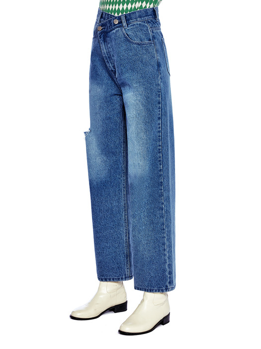 CROSS OVER LOOSE FIT DENIM PANTS [BLUE]