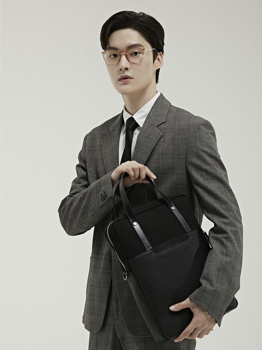 Functional Document NS Tote [black]