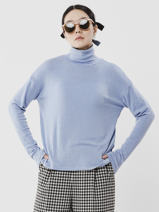 SOFT-WOOL POLA T_LIGHT BLUE