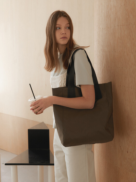 Eco-Leather Strap Shoulder Bag_Brown