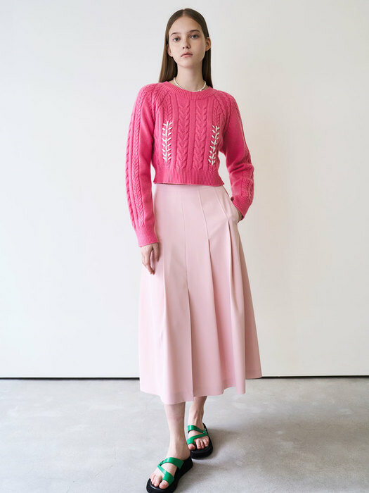 [단독]22 Spring_ Pink Leaf Embroidery Sweater