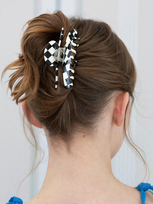 checkerboard hair clip