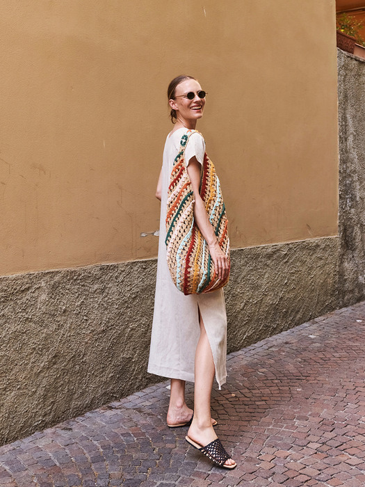 Classic V-neck Linen Dress (Oatmeal)