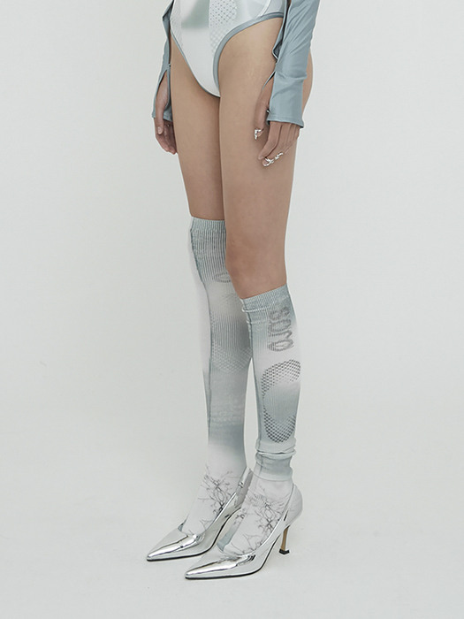 Graphic Printed Tights / White