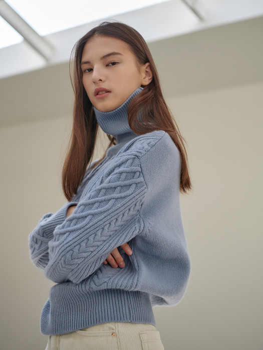 22WN cable crop turtleneck [BL]