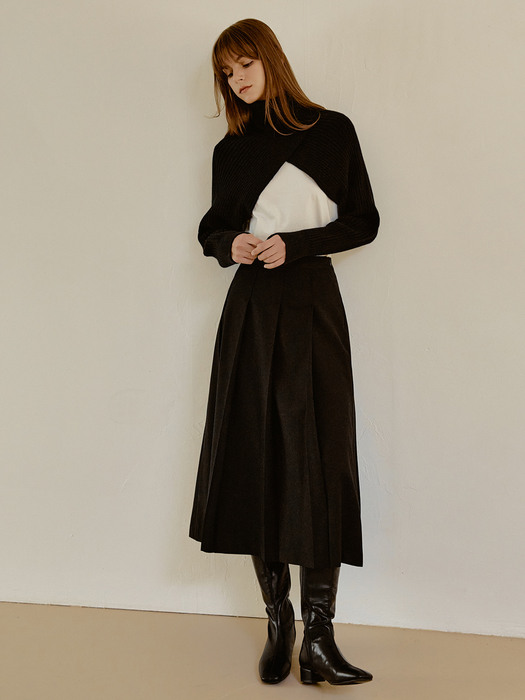 Low pleats skirt (black)