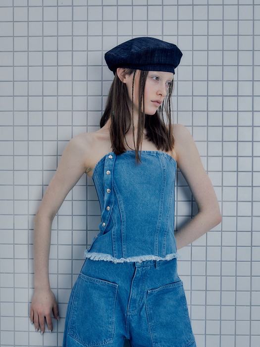 DENIM BERET IN RAW INDIGO