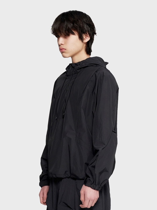 CURVED PINTUCK ANORAK BLACK