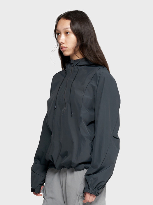 CURVED PINTUCK ANORAK BLACK