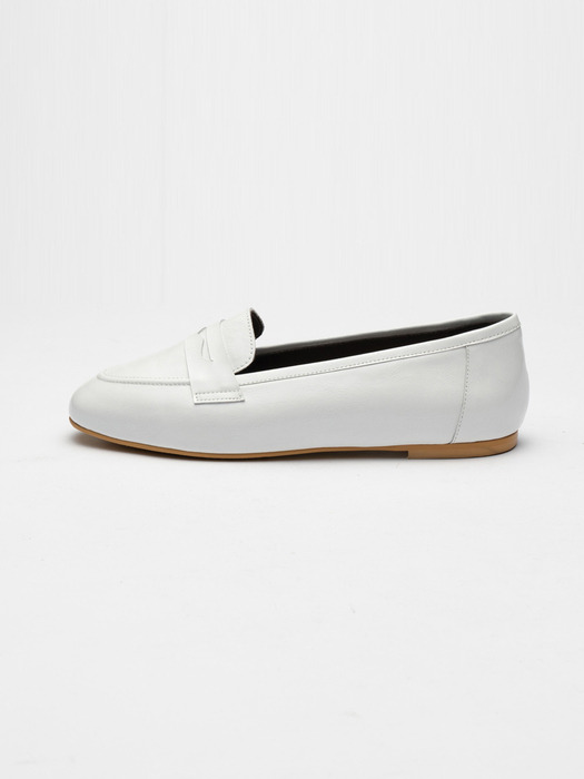 Dani 대니-white(soft patent)