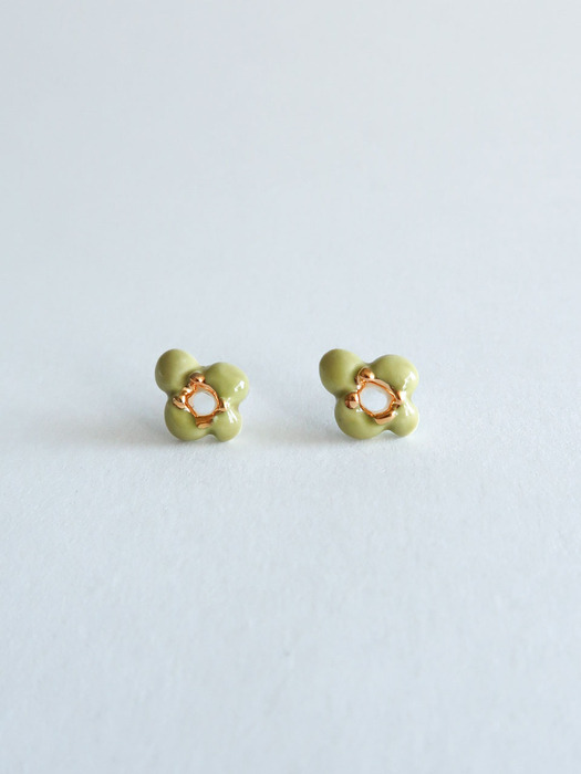 Round flower earring [olive]