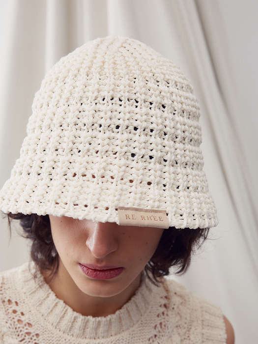 BRAIDED BUCKET HAT WHITE