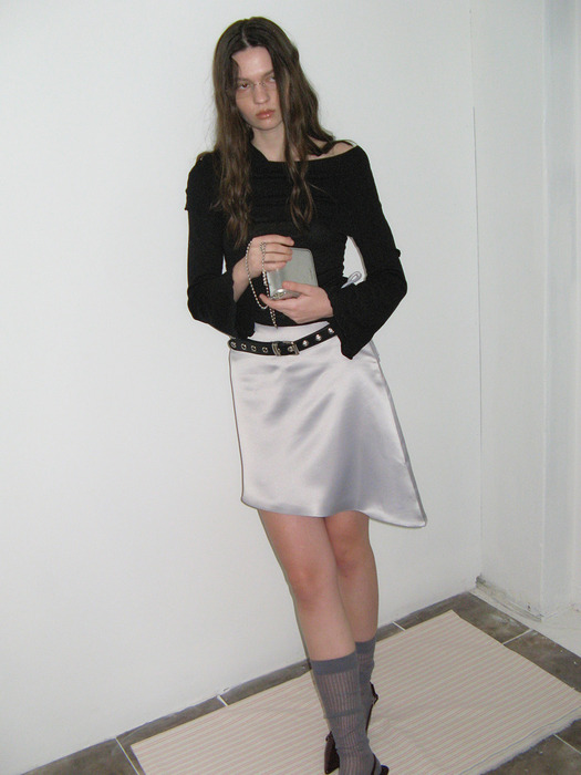 Diagonal Line Satin Skirt Silver