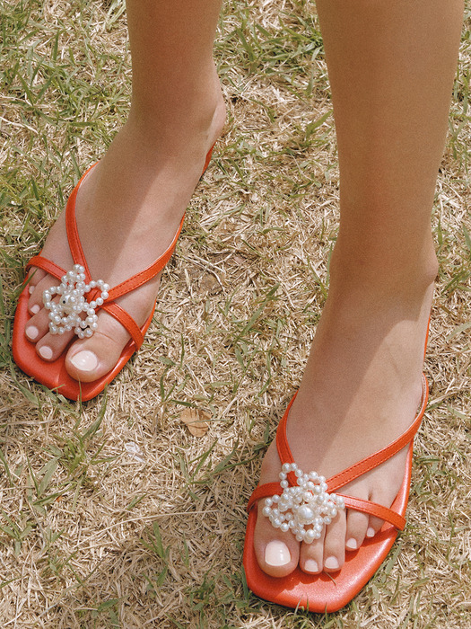 [단독]Bloomy Pearl Shoes Charm (1ea)_VH2435AC001M