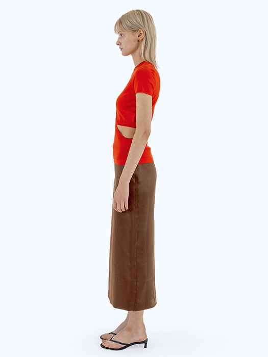 THE TRIAL CUT-OUT KNIT TOP RED