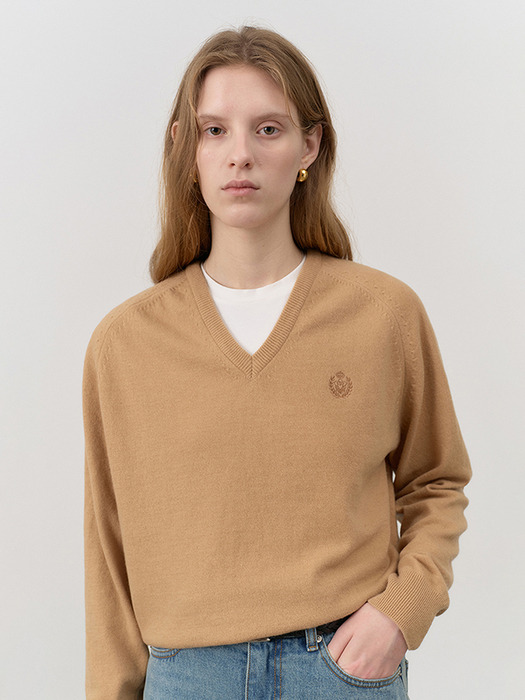 UNISEX CLASSIC V-NECK SWEATER BEIGE_UDSW4C108I2