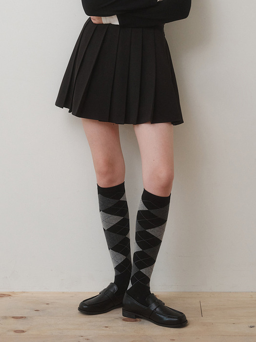 Basic Pleated Skirt BLACK