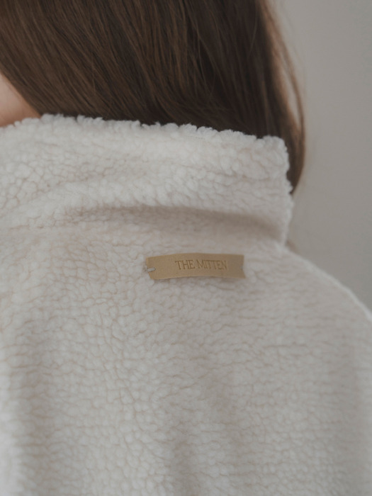 Snowy reversible jumper (oat beige)