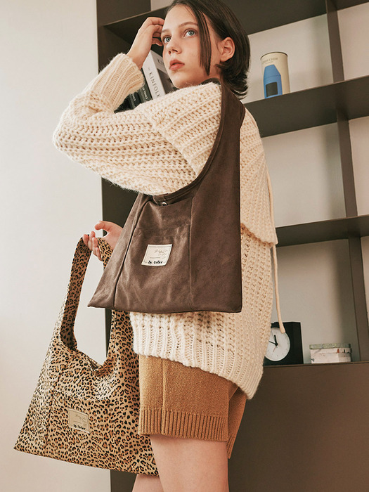 [by Atelier] EASY HOBO BAG_MINI_SUEDE BROWN