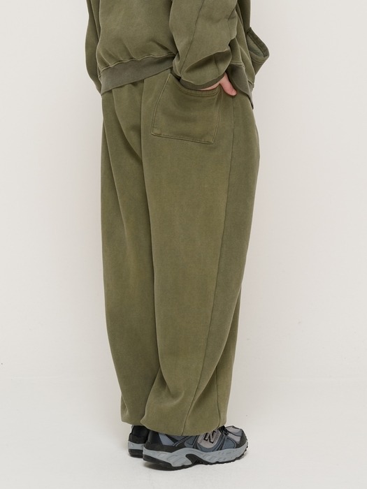 PIGMENT DYING TRAINING JOGGER PANTS (KHAKI)