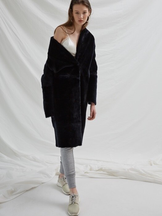 MERINO LAMB FUR REVERSIBLE COAT