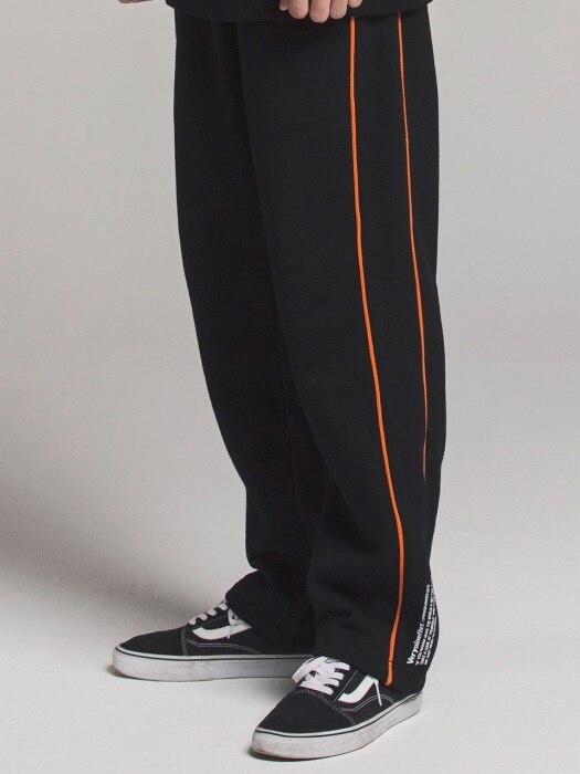 ORANGE LINE PANTS BLACK