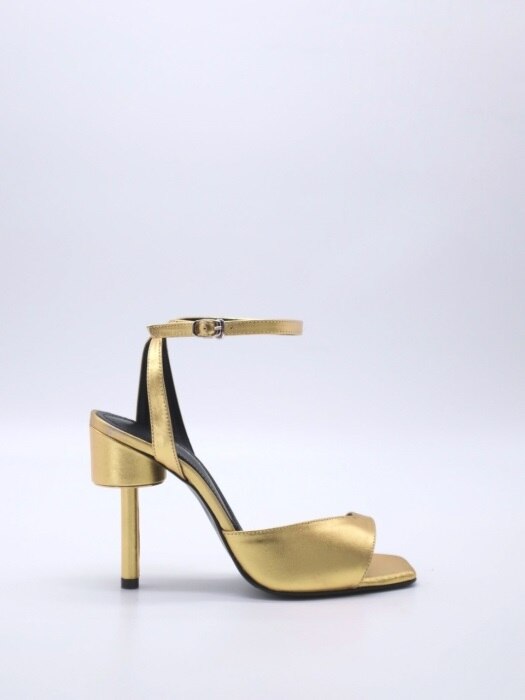 ASYMMETRY ANKLE STRAP 100 SANDALS IN GOLD LEATHER