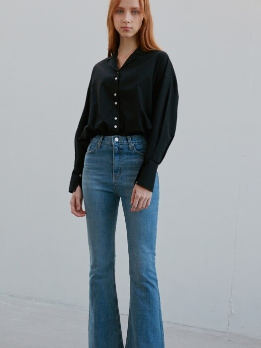 V LINE COLLAR BLOUSE_BLACK