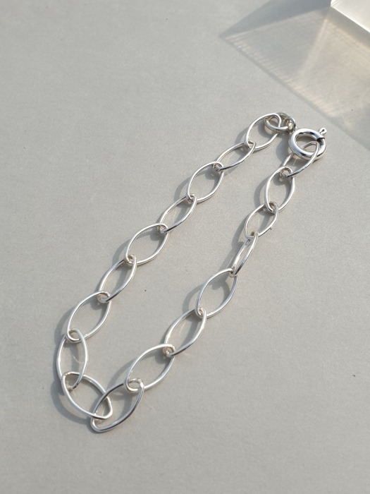 Lux oval chain Bracelet
