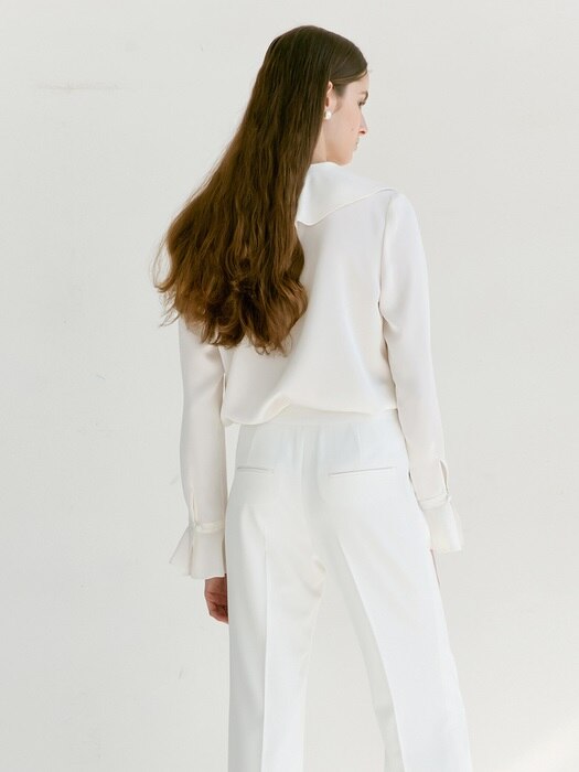 [미전시]ELLA Ruffle blouse (Off White)