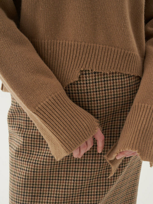 20 Fall_Beige Lambs Wool Vintage Sweater