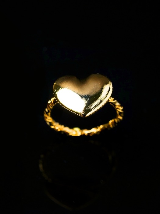 Vintage heart gold point Ring 빈티지 하트 포인트 골드 꼬임 반지