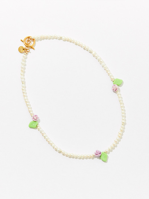 SOFT GARDEN PEARL NECKLACE