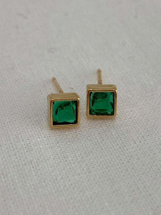 square Point earring