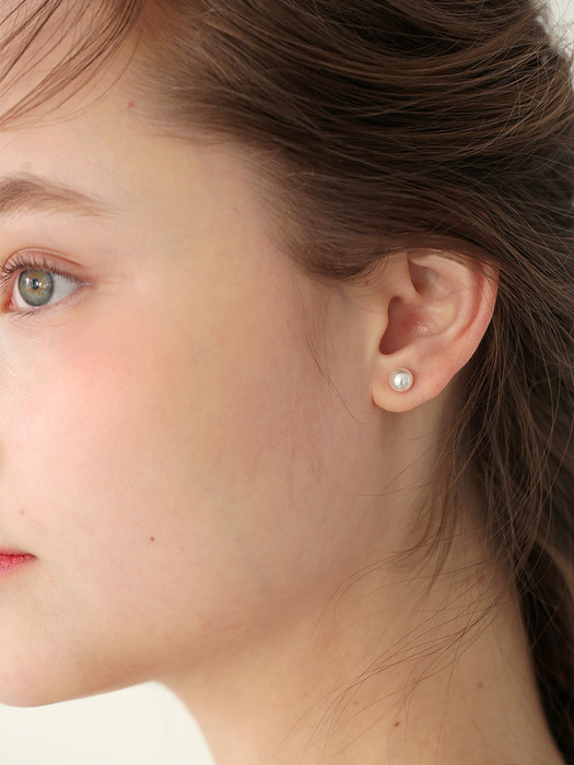pearl pin earring