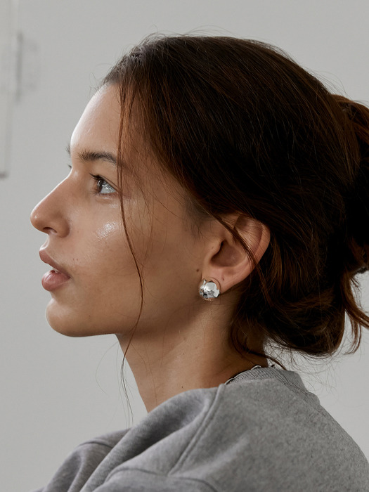[실버 단독]bumpy earring_2color