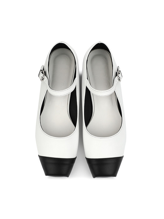 Cap Toe Mary jane Flats | White