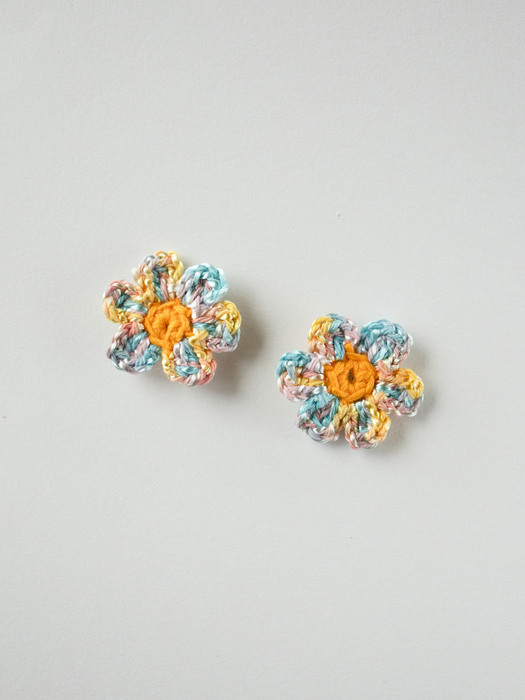 Beach flower earring (Orange)