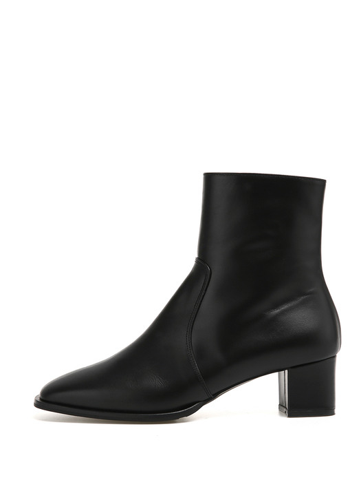 039 classic chunky heel boots (black)