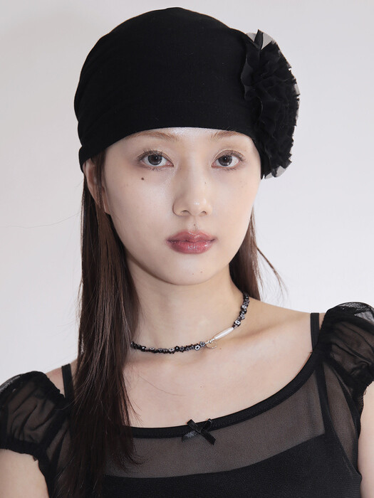 NOFFICIALNOFFICE★韓国★CHIFFON CORSAGE LACE BEANIE 2色/追跡 노피셜노피스]CHIFFON CORSAGE BEANIE BLACK