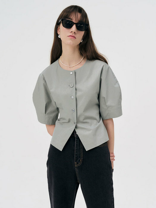 22 Summer_ Cement Green Volume Cropped Blouse