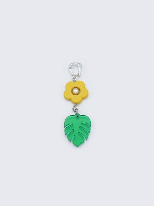 Kitsch color acrylic flower drop pendant 키치 컬러 아크릴 꽃 나뭇잎 드롭 펜던트