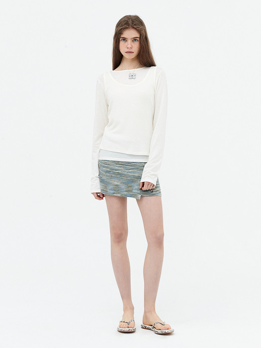 Layered sleeveless basic set. White